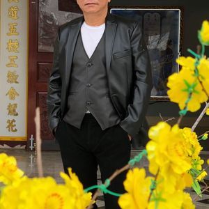 Meet your Posher, Thanh